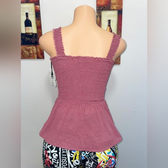 NWT SELF ESTEEM TOP SLEEVELESS SIZE M - Picture 6 of 7